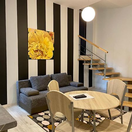 Modern-Style Flat 2 Apartment Riga Ngoại thất bức ảnh